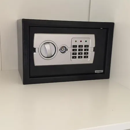 Hanan's Pstrossova Apartman Prága